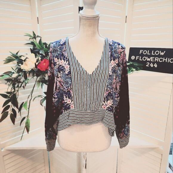 FREE PEOPLE BUTTERCUP CROP FLORAL STRIPE BLOUSE SIZE M - Picture 2 of 7